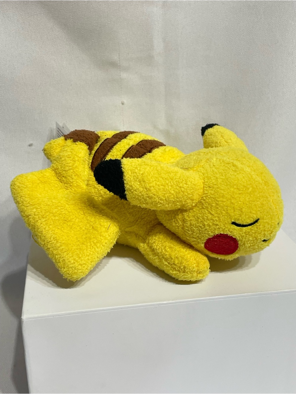 6” Sleeping Pikachu Pokemon Plush Great Condition